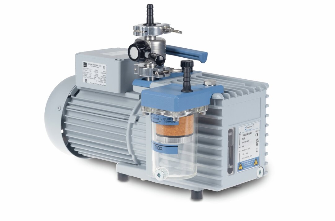 Rotary vane pump package RZ 6 with oil mist filter and butterfly valve VS 16