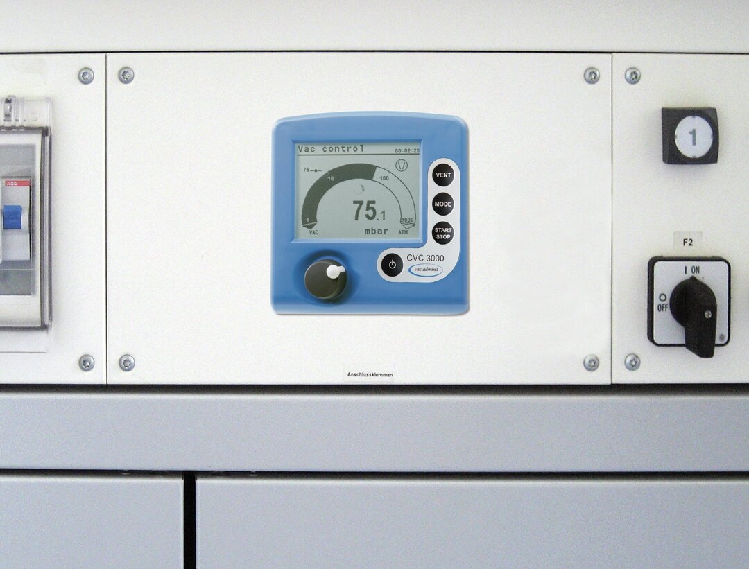 Régulateur de vide CVC 3000pour encastrement,accréditation (NRTL): C/US***Numéro de commande pour 636595***